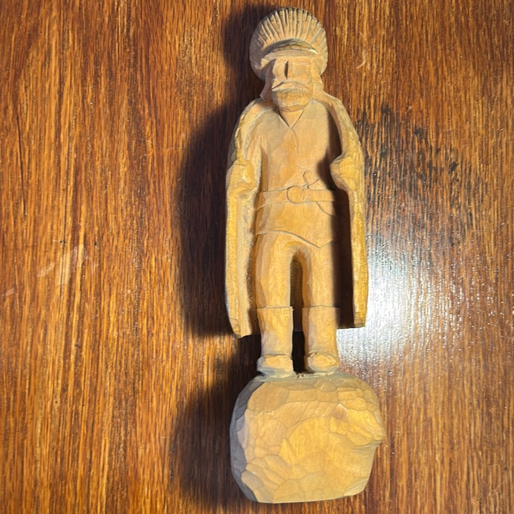 Vintage Hand Carved Frontier Woodsman